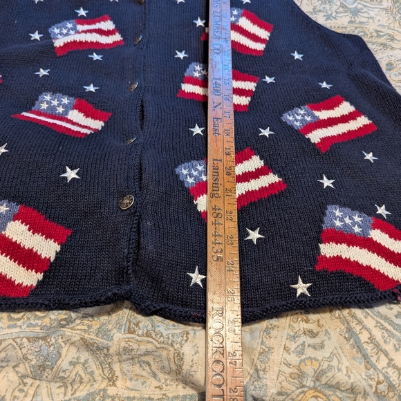 Vintage Christopher And Banks American Flag Vest Knit 2X - Picture 6 of 8